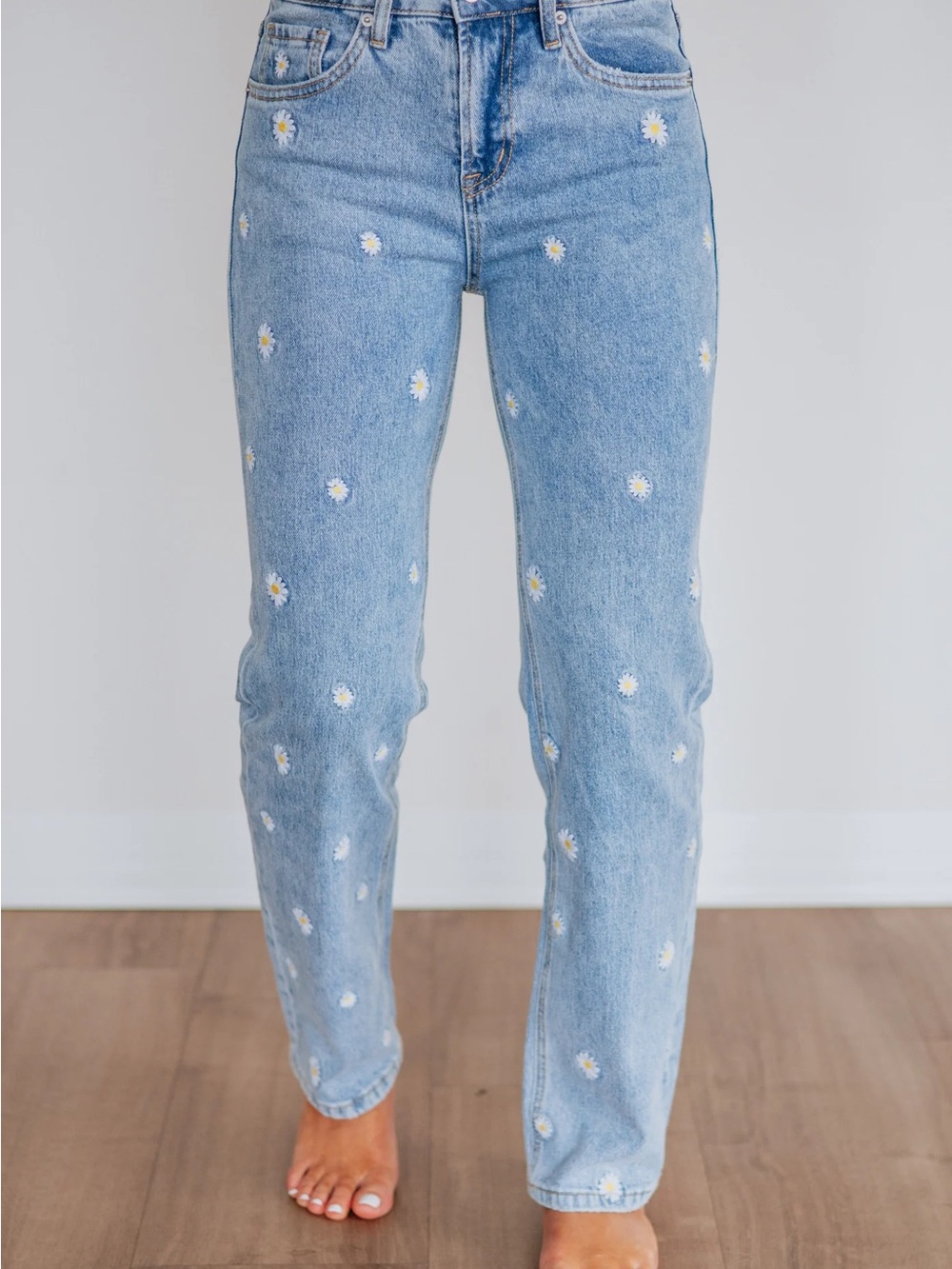 Jaylee Mica Embroidered Jeans